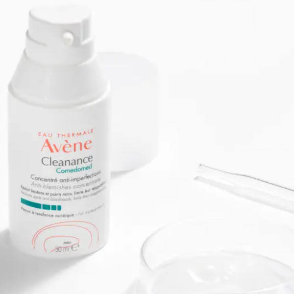 Agua termal Avène Hidroterapia de Avène Cleanance Comedomed Concentrado anti-imperfecciones
