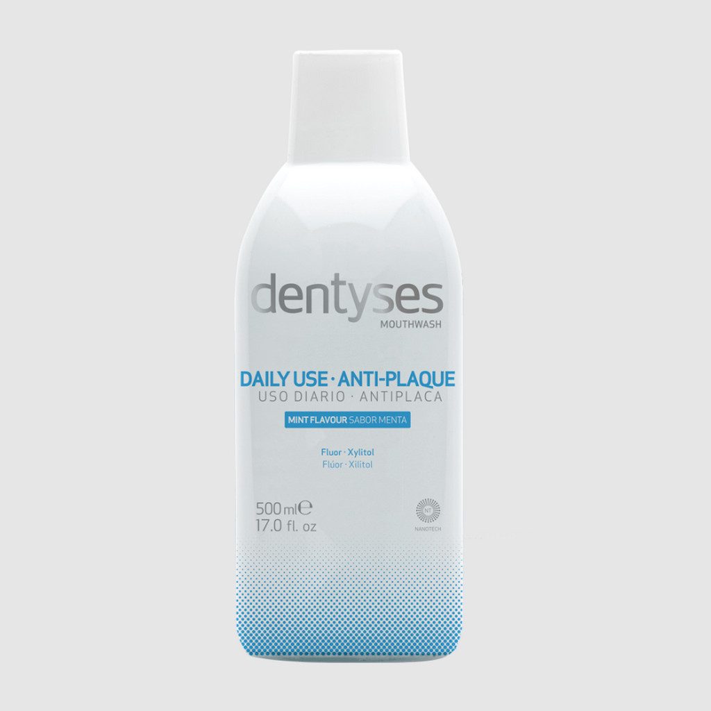 SESDERMA dermocosmetica Nanotech Listening to your skin DENTYSES Colutorio antiplaca