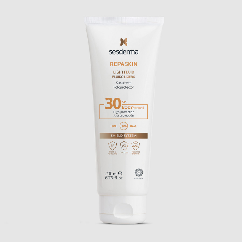 SESDERMA dermocosmetica Nanotech Listening to your skin REPASKIN Fluido ligero corporal SPF30