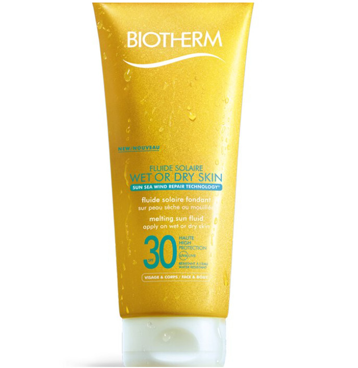 Biotherm regenera la piel. Life Plankton | Fermogenesis™ | Retinol FLUIDE SOLAIRE WET OR DRY SKIN SPF 30 Protector solar aplicable en piel seca y mojada