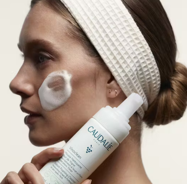 CAUDALIE los beneficios de la vid para el tratamiento y cuidado de la piel. Vinoclean Dúo Espuma Limpiadora
