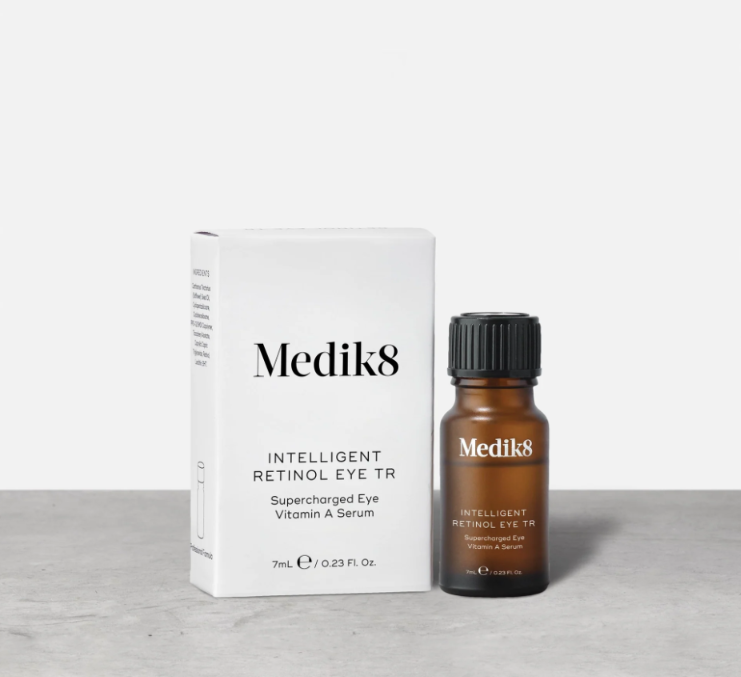 Medik8 Piel Bella de por Vida INTELLIGENT RETINOL EYE TR™ Suero de Vitamina A para Ojos Supercargados