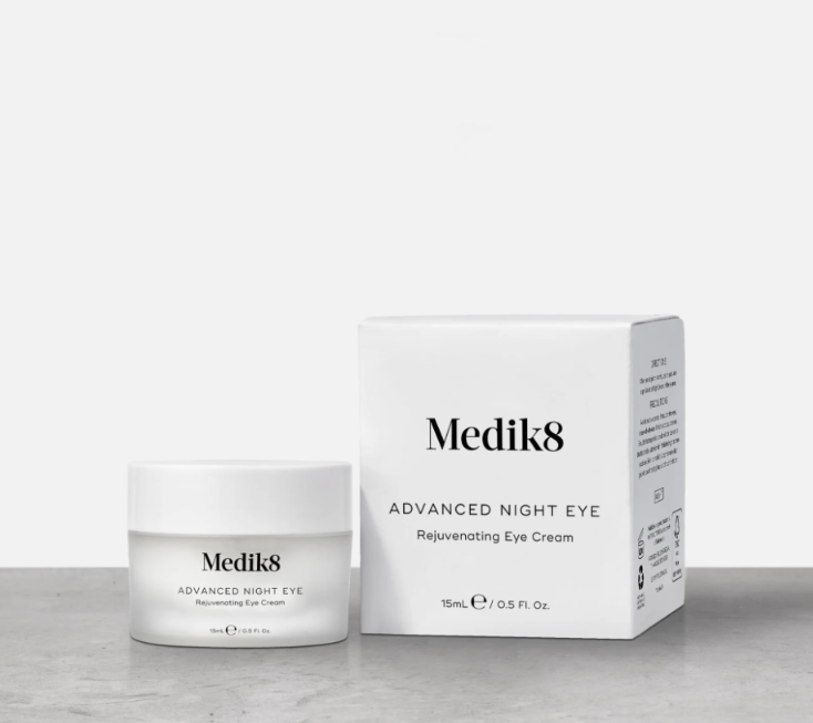 Medik8 Piel Bella de por Vida ADVANCED NIGHT EYE™ Crema reparadora de ojos rejuvenecedora