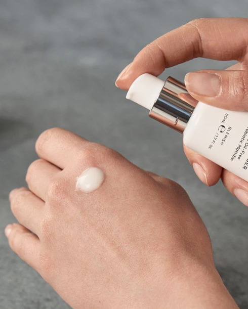 Medik8 Piel Bella de por Vida BALANCE MOISTURISER™ & GLYCOLIC ACID ACTIVATOR™ Matizador Probiótico 97% Libre de Aceite con Perfeccionador de Superficie AHA