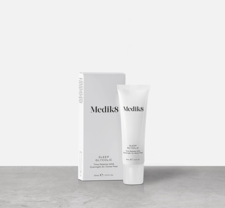 Medik8 Piel Bella de por Vida SLEEP GLYCOLIC™ Exfoliación en casa con AHA de liberación prolongada