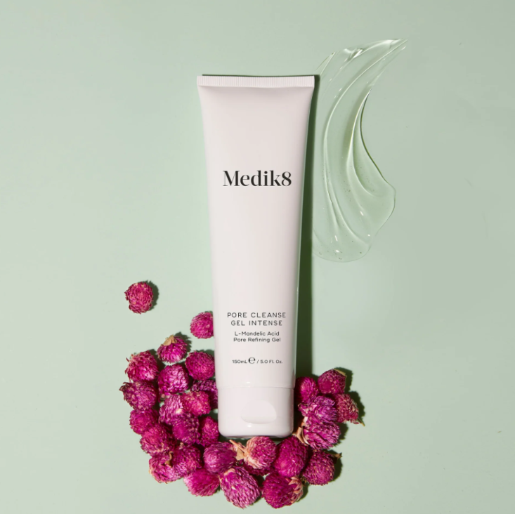 Medik8 Piel Bella de por Vida PORE CLEANSE GEL™ INTENSE Gel refinador de poros con ácido L-mandélico
