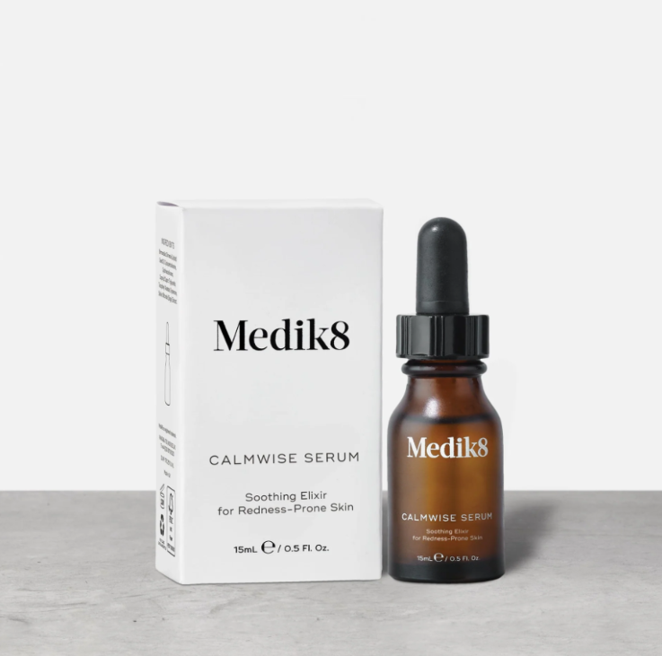Medik8 Piel Bella de por Vida CALMWISE™ SERUM Elixir calmante para pieles con rojeces