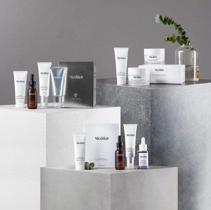 Medik8 Piel Bella de por Vida THE ESSENTIAL CSA KIT Diseñado para quienes son nuevos en la CSA y buscan una rutina sencilla.