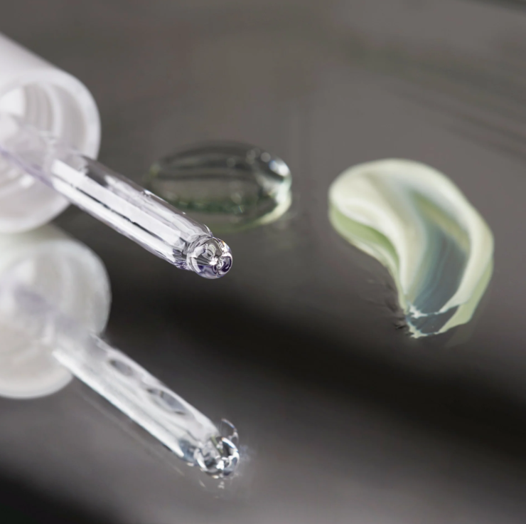 Medik8 Piel Bella de por Vida THE CSA KIT BAKUCHIOL EDITION La alternativa perfecta a la vitamina A, ideal para las madres embarazadas o lactantes.