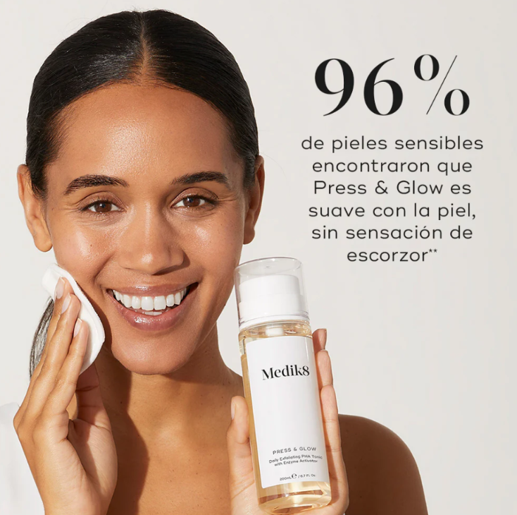 Medik8 Piel Bella de por Vida PRESS & GLOW™ TRAVEL Tónico Exfoliante Diario PHA con Activador Enzimático