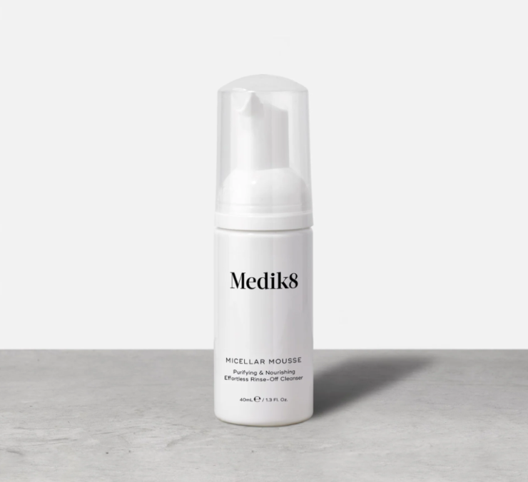 Medik8 Piel Bella de por Vida MICELLAR MOUSSE™ (TRAVEL SIZE) Limpiador sin aclarado purificante y nutritivo